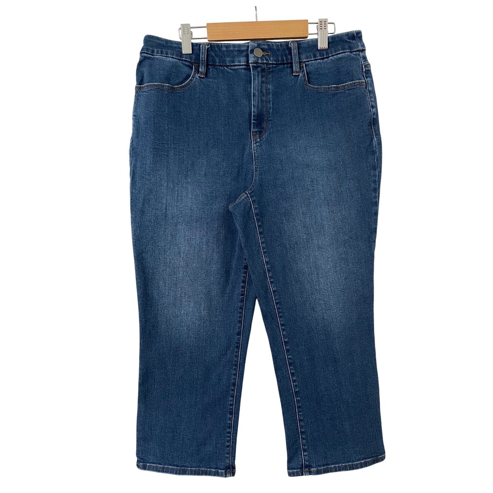 Chico's Size 1 Perfect Stretch Girlfriend Jeans US 8 Capri Slim Leg Blue Denim
